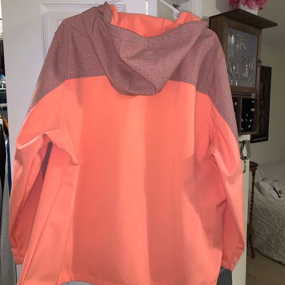 Free Tech Jacket - Picture 10 of 11
